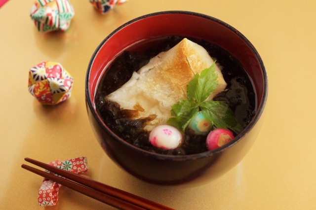 黒ばら海苔のお雑煮